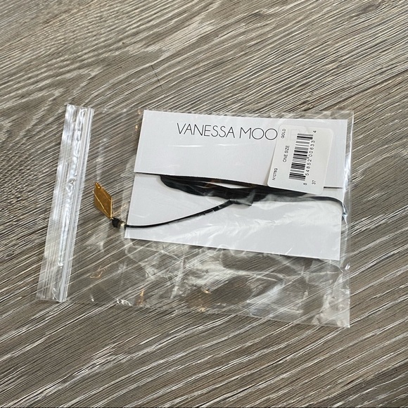 NWT Vanessa Mooney Suede Wrap Bolo Necklace - Picture 3 of 7